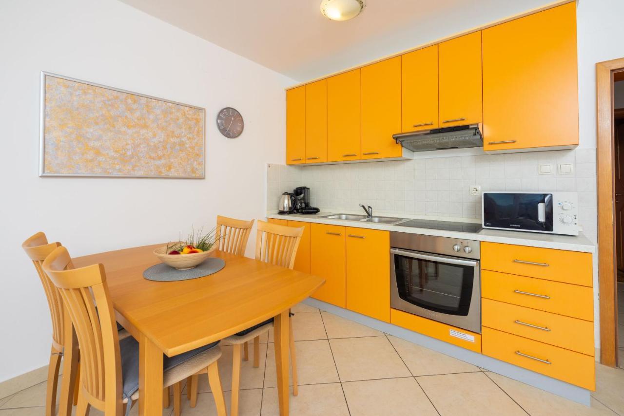 Apartments Petak 드라말리 외부 사진