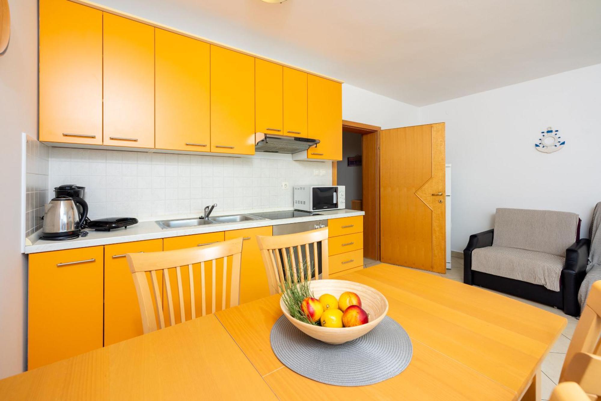 Apartments Petak 드라말리 외부 사진