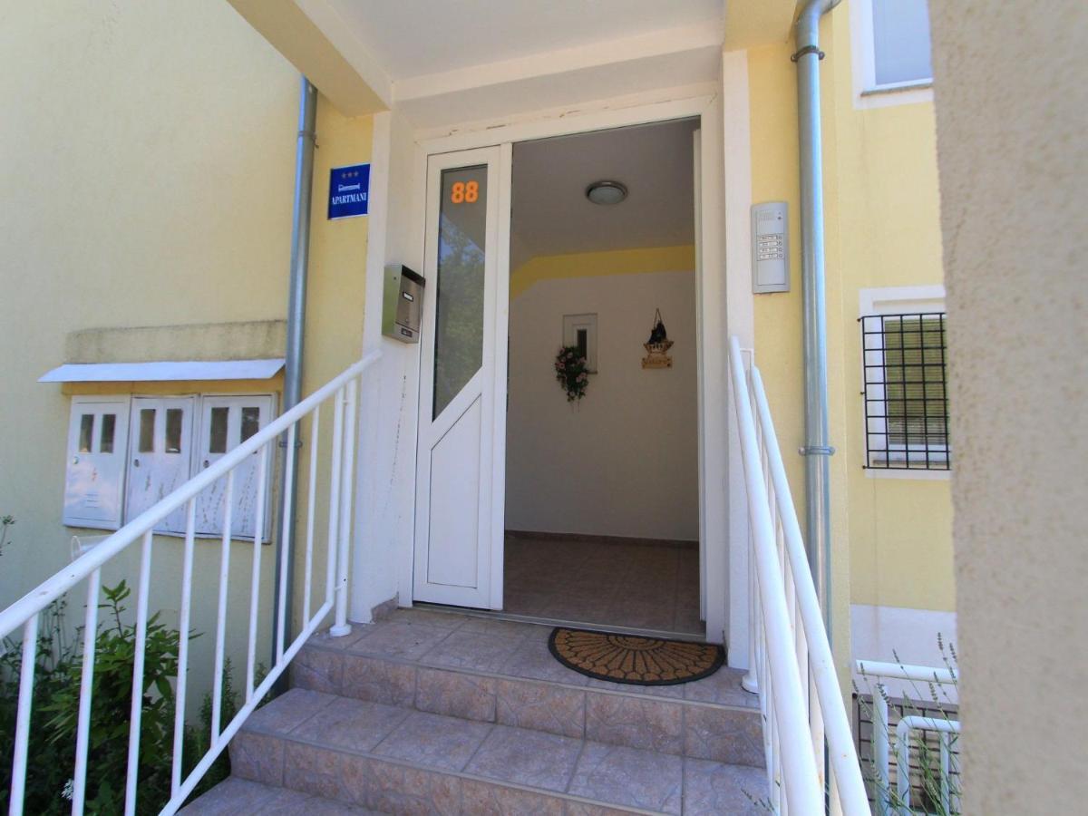 Apartments Petak 드라말리 외부 사진